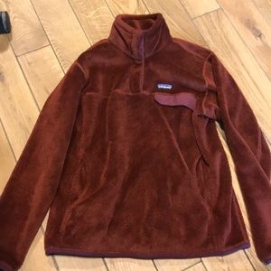 Patagonia Large pullover maroon fleece